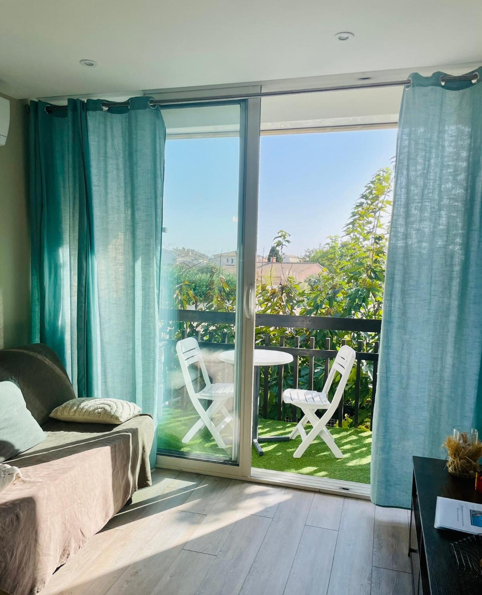 Appartement 6 Personnes 르그로뒤후아 객실 사진
